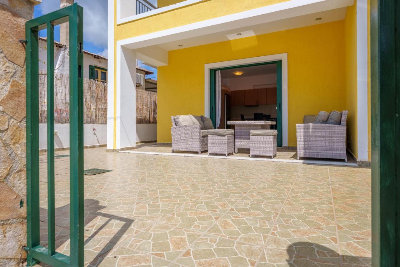 Niko'S Central Skala Apartments Екстер'єр фото