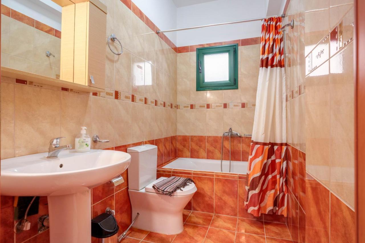 Niko'S Central Skala Apartments Екстер'єр фото