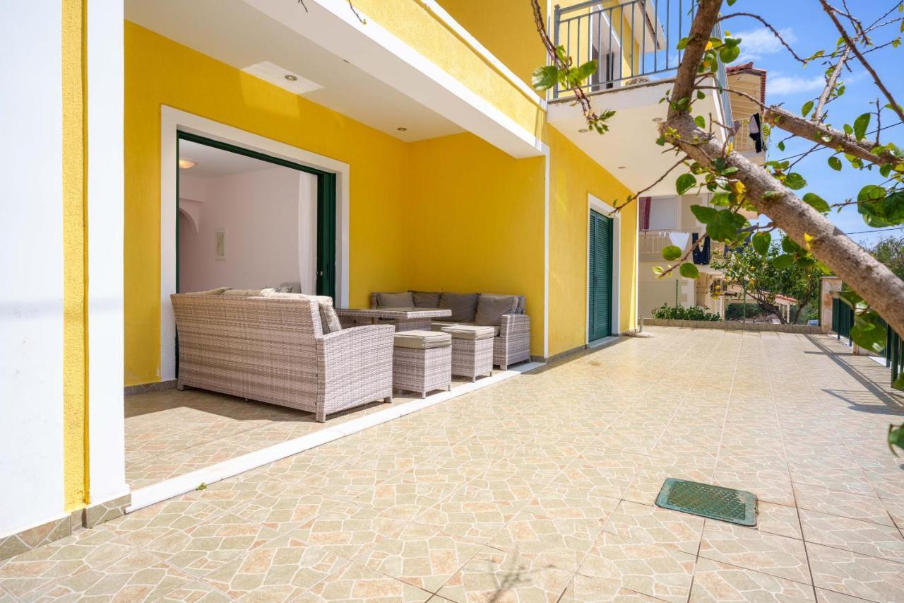 Niko'S Central Skala Apartments Екстер'єр фото