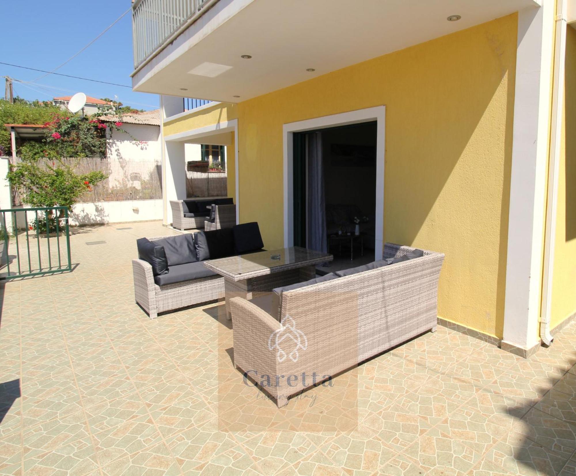 Niko'S Central Skala Apartments Екстер'єр фото